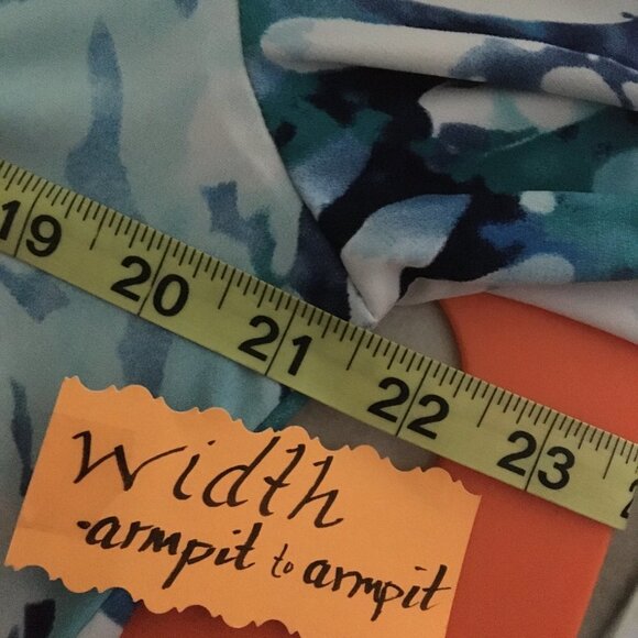 Boho Chic Blouse Medium - Picture 6 of 7